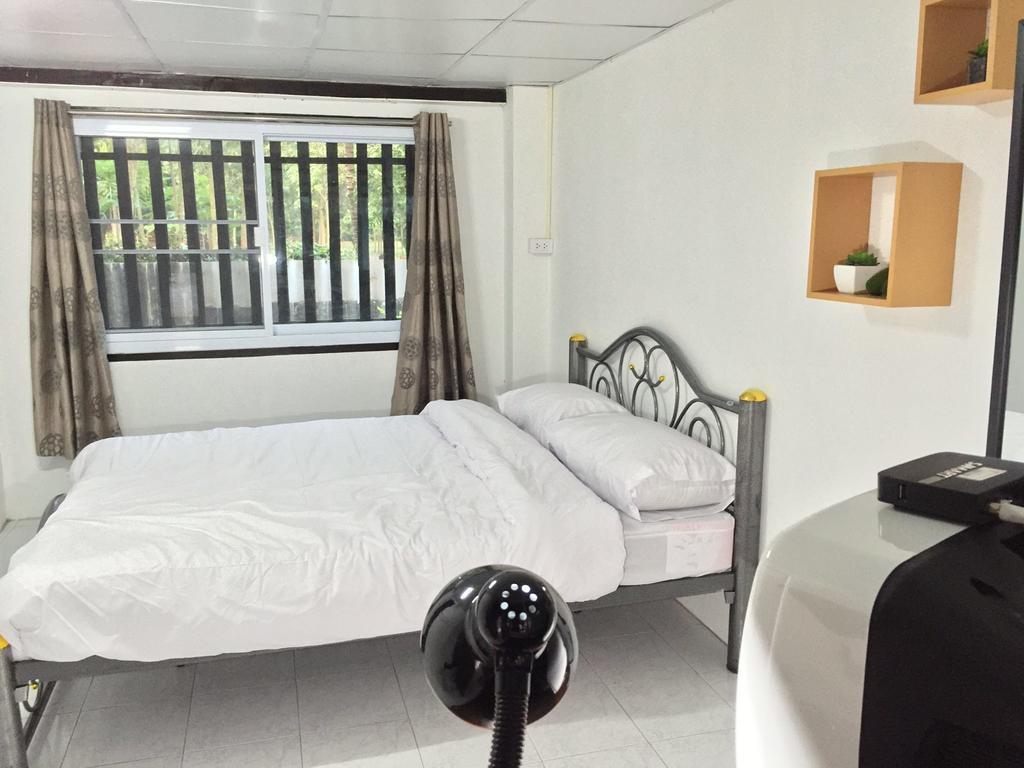 Hora Home Lampang Exterior foto